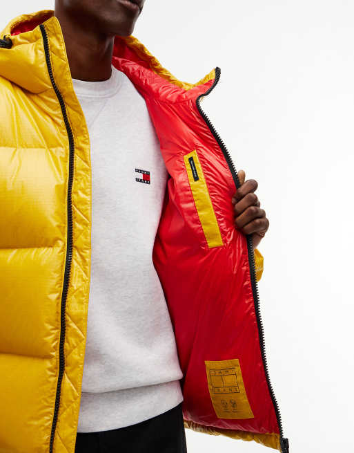 Tommy Jeans Shiny down hooded alaska puffer jacket in countryside yellow, 3 of 7