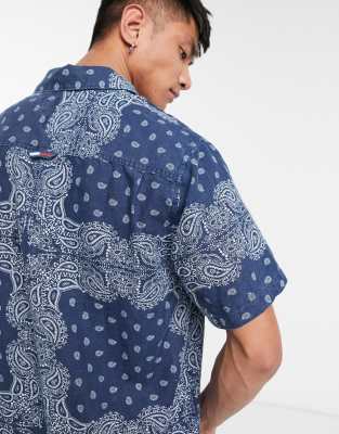 blue bandana print shirt