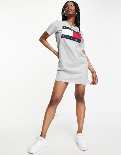 Tommy jeans 2025 t shirt dress