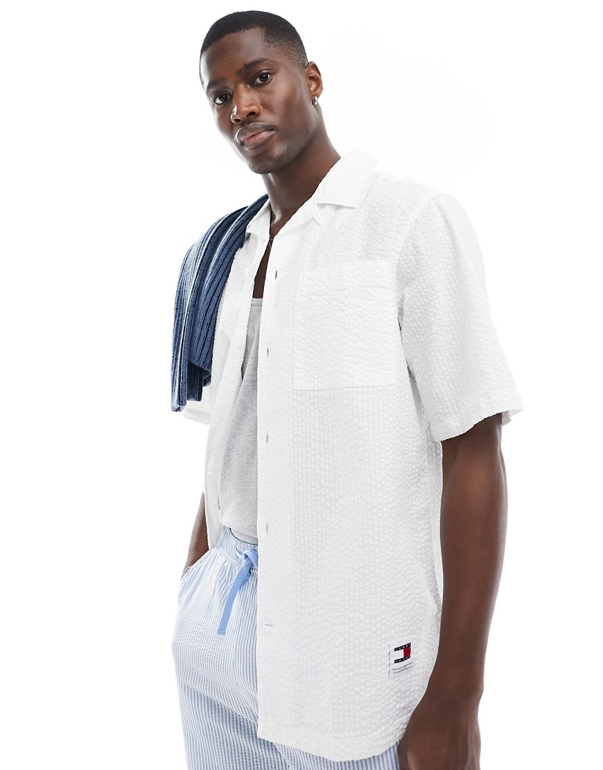 Tommy Jeans Short Sleeve Shirt in White