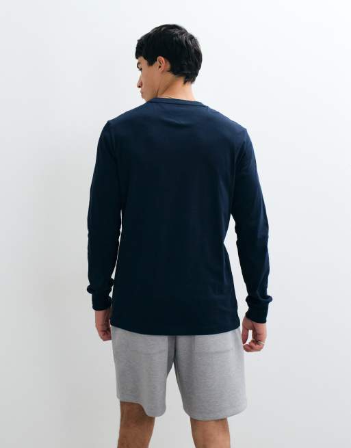 Tommy Jeans Signature logo slim fit long sleeve t-shirt in navy, 2 of 5