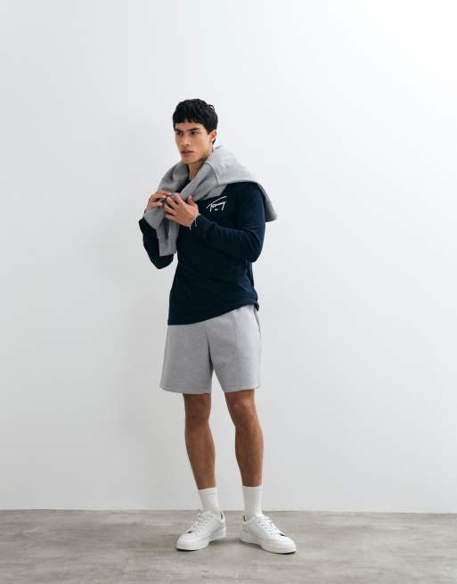 Tommy Jeans Signature logo slim fit long sleeve t-shirt in navy, 5 of 5