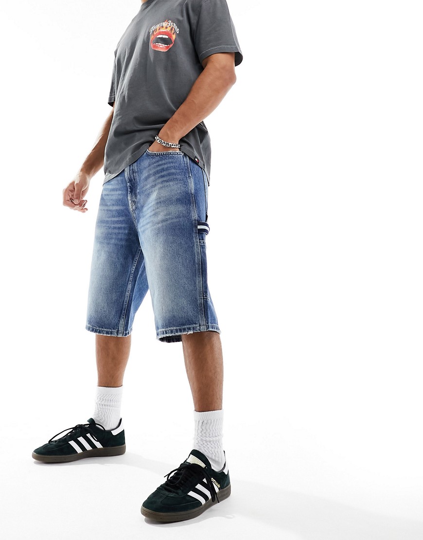 Tommy Jeans skater carpenter shorts in mid wash-Blue