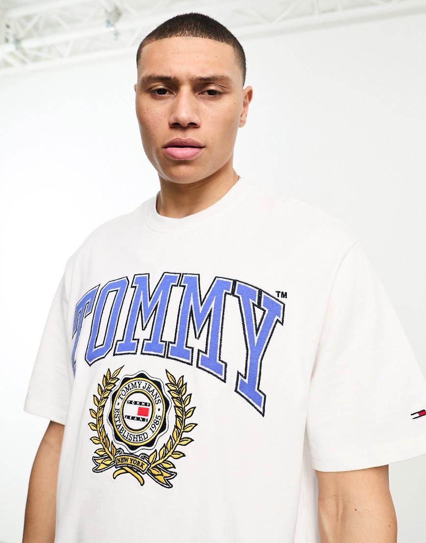 Tommy Jeans Skater College Logo T-Shirt In White