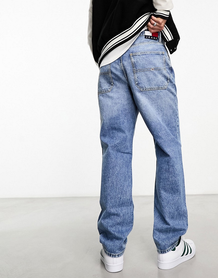 Tommy Jeans skater jean in mid wash blue