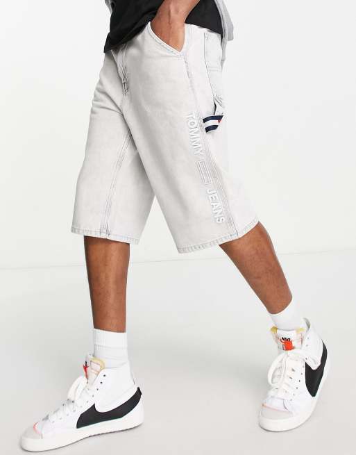 Tommy Jeans – Skater – Stentvättade jeansshorts i ledig snickarmodell