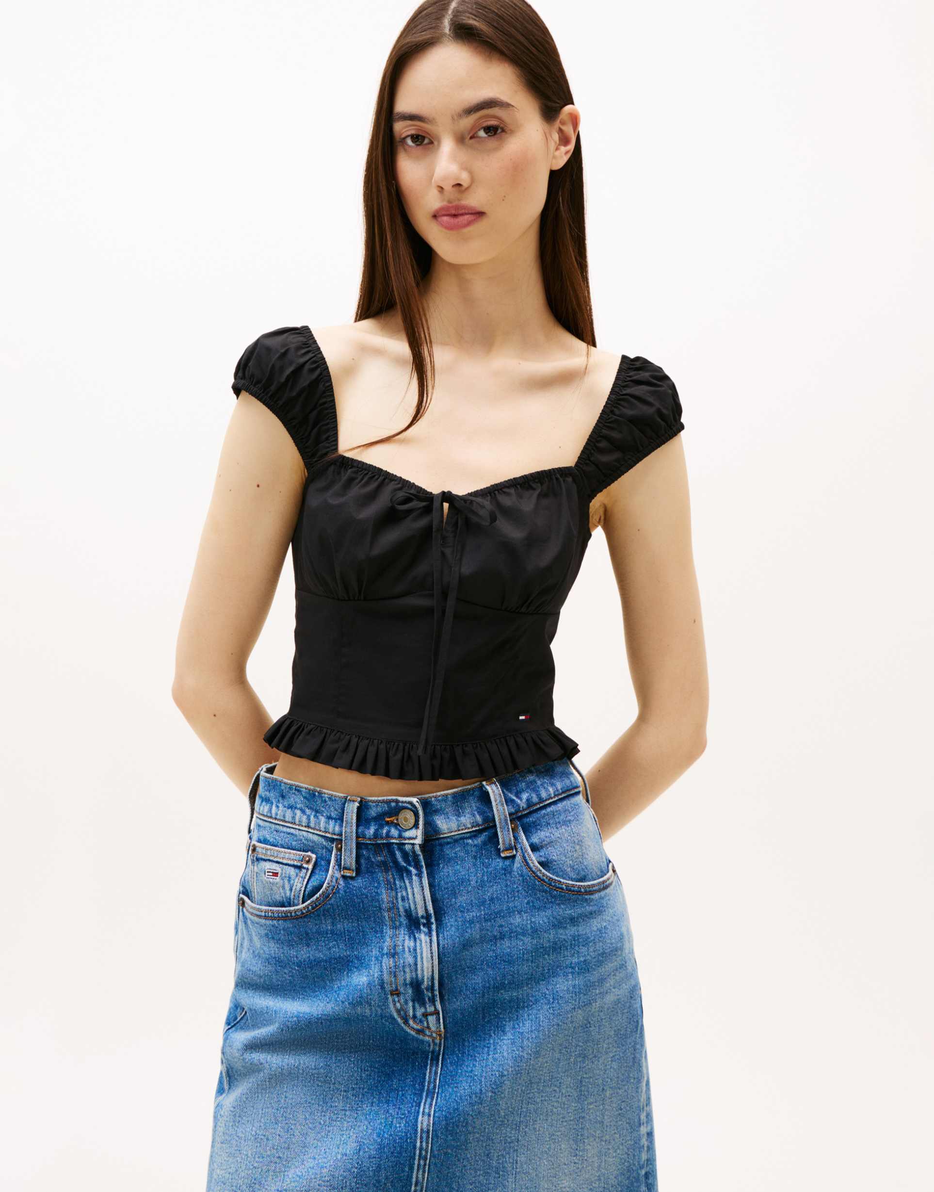 tommy jeans sleeveless poplin tie up blouse in black