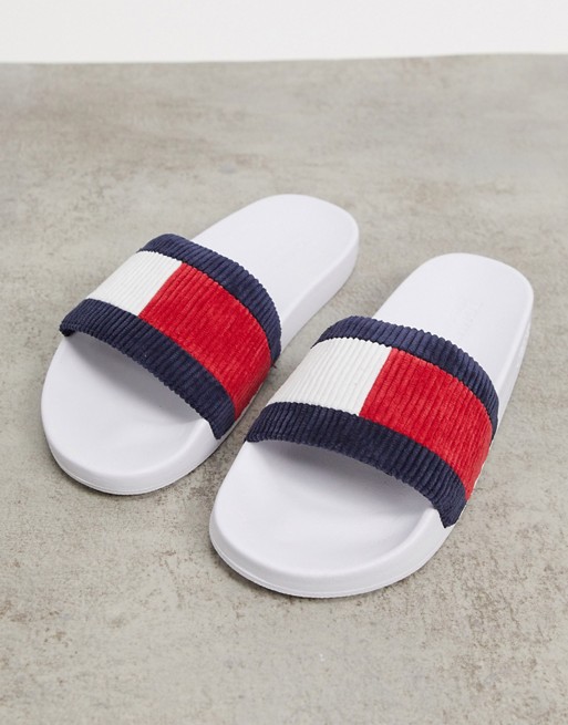 Tommy Jeans slider in white