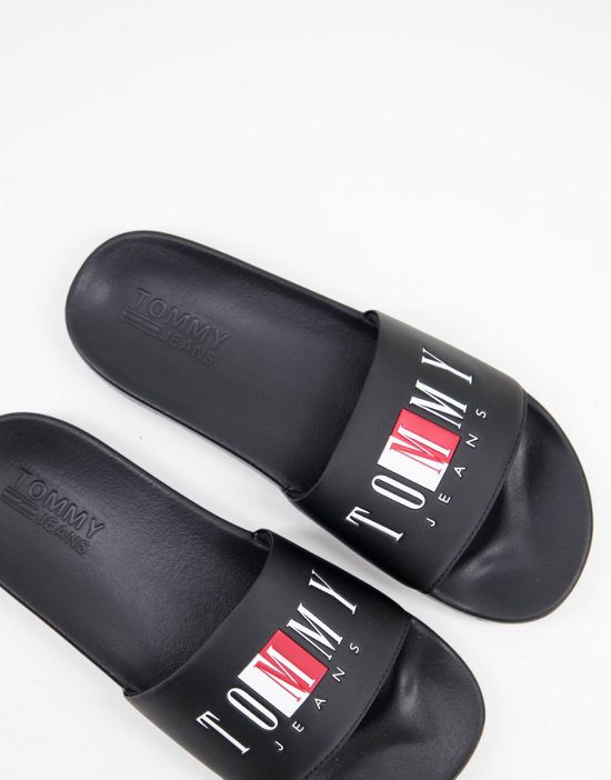https://images.asos-media.com/products/tommy-jeans-sliders-with-text-logo-in-black/23607643-1-black?$n_550w$&wid=550&fit=constrain