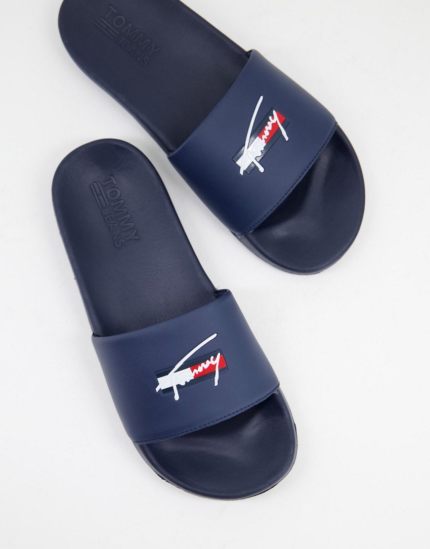 Tommy Jeans slides with signature logo in navy