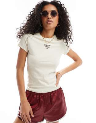Shop Tommy Jeans slim essential logo t shirt in off white Online – Trendy & Affordable Fashion