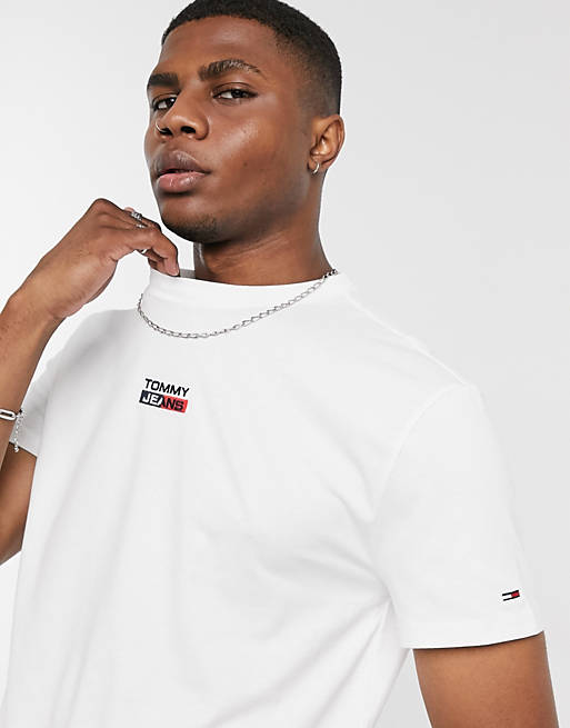 Tommy Jeans small centered logo t-shirt in white | ASOS