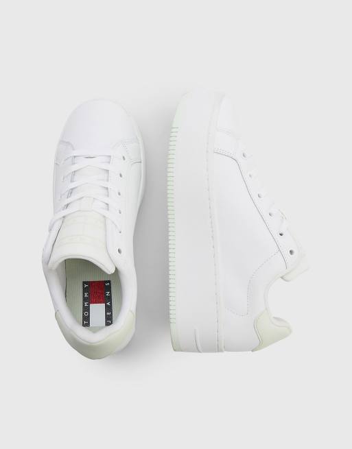 Tommy Jeans – Sneaker in Weiß und Minzgrün mit flacher Plateausohle , 4 von 4