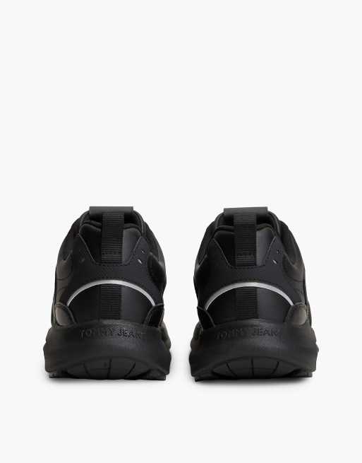 Tommy Jeans Sneaker mit Materialmix und grober Sohle in Schwarz, 4 von 7