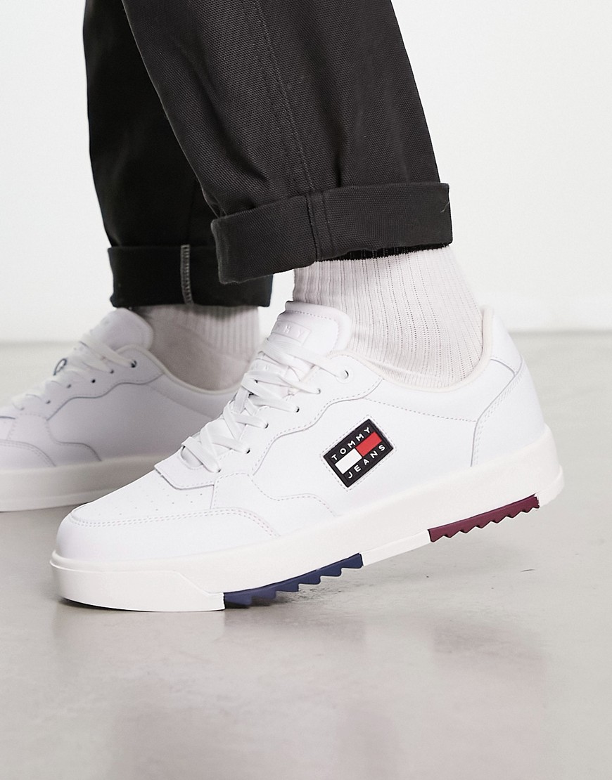 Tommy Jeans sneakers in white with shark tooth sole