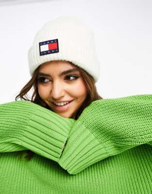 Tommy Jeans Tommy Jeans soft ready beanie hat in ecru-White