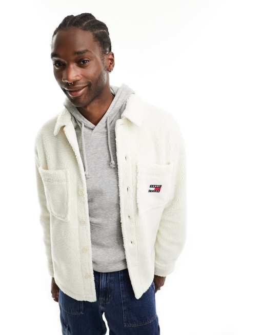 Tommy Jeans Solid Hemdjacke aus Sherpa Fleece in WeiB mit Logo ASOS