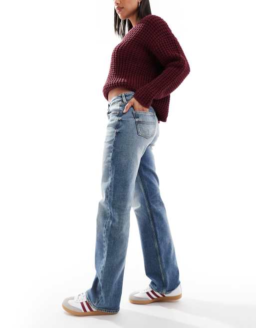 Tommy Jeans Sophie low rise straight jeans in mid wash, 3 of 5