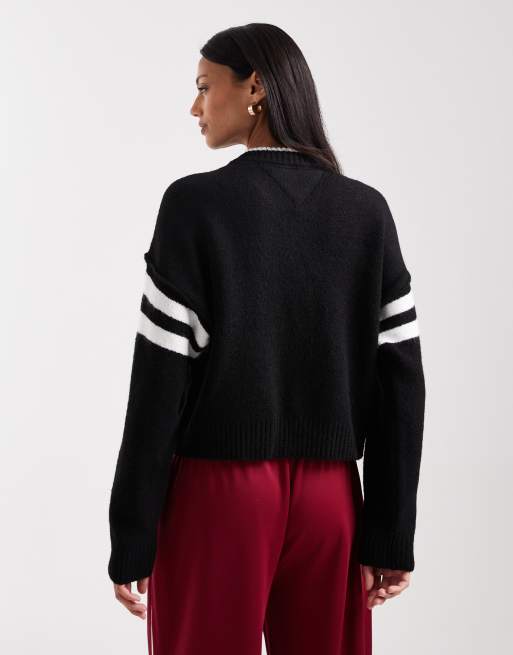 Tommy Jeans - Sort trøje med '85'-detalje i college-stil, 3 af 4