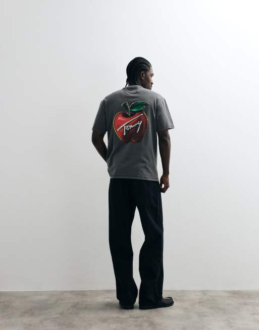 Tommy Jeans souvenir logo T-shirt in washed black, 3 of 5