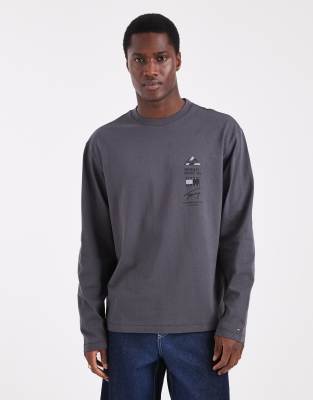 Tommy Jeans Stacked Logo Long Sleeve T-shirt In Black