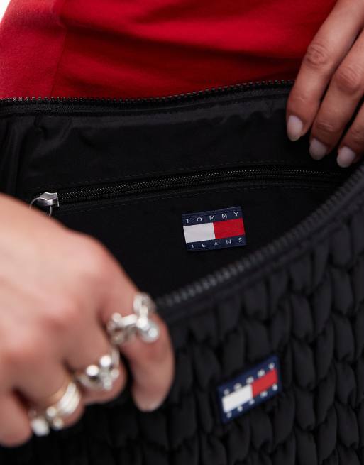 Tommy Jeans - Stor, vatteret og sort crossbody-taske , 4 af 4