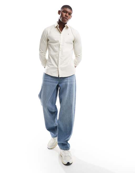 Tommy Jeans – Stretch-Hemd in gebrochenem Weiß, 3 von 4