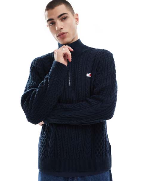 Tommy Jeans – Strickpullover in Marineblau mit Zopfmuster und kurzem Reißverschluss - view 1
