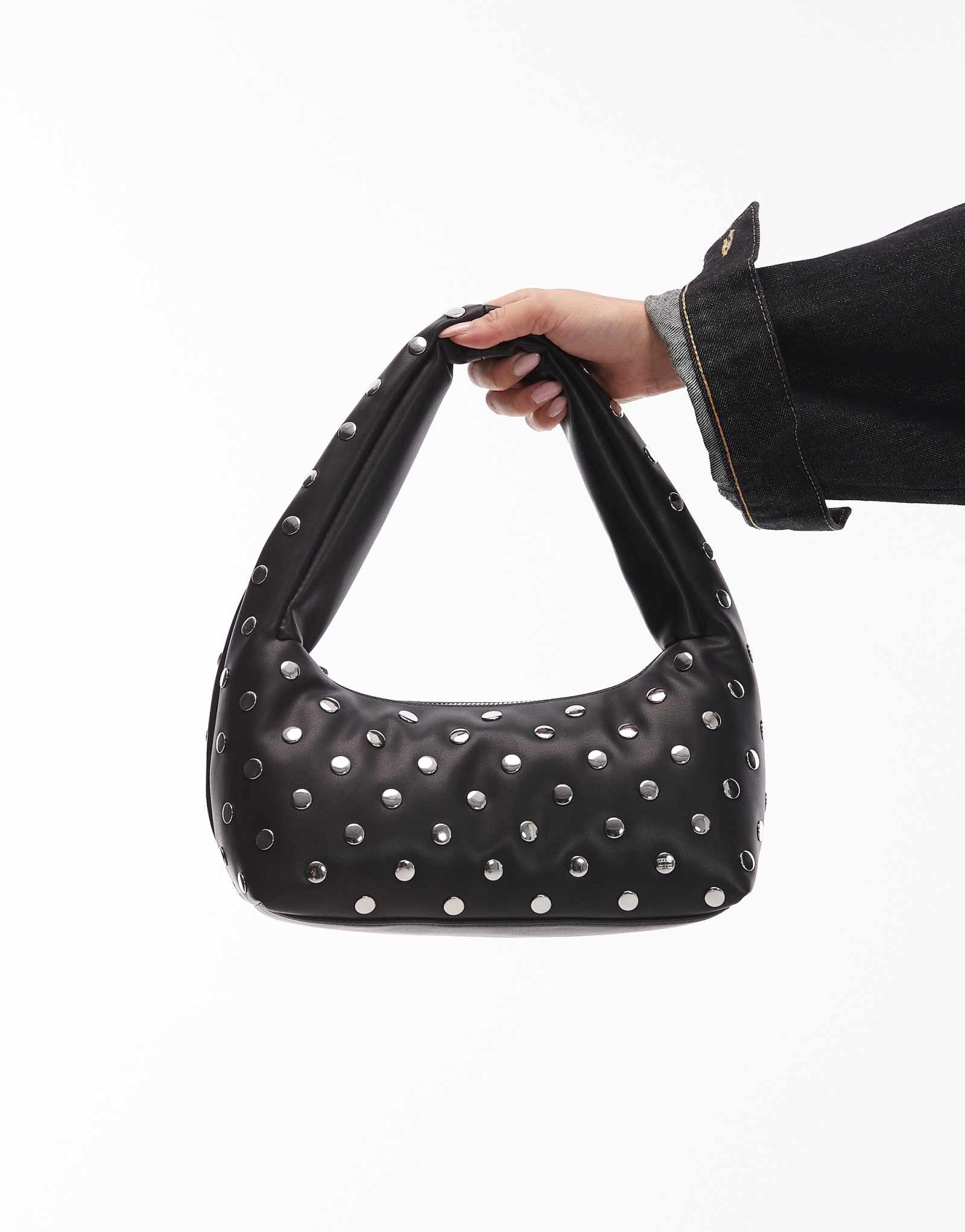 Кожаная сумка через плечо с заклепками Tommy Jeans черного цвета