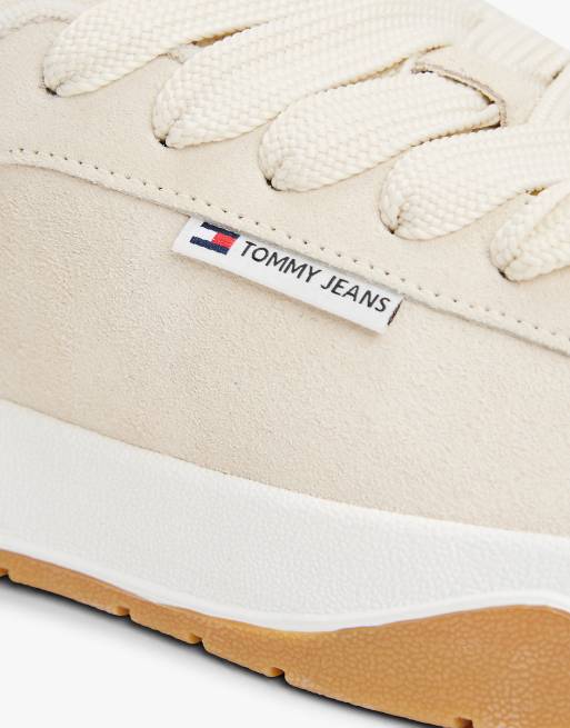 Tommy Jeans Suede trainers in beige, 4 of 5