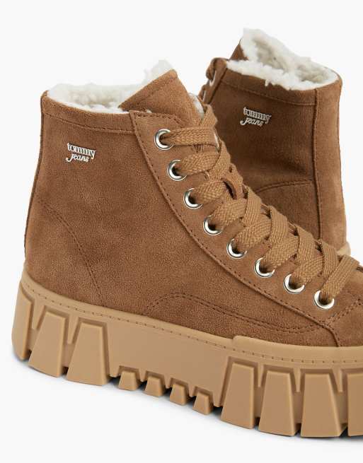 Tommy Jeans Suede warm lined platform trainers in brown, 6 of 7