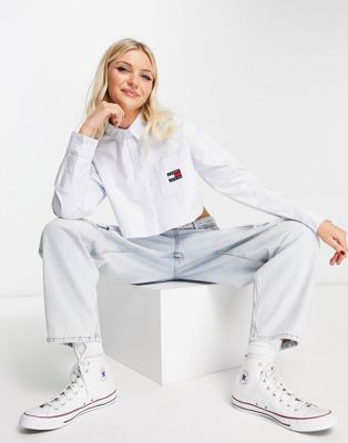 Tommy Jeans  super crop flag logo shirt in white