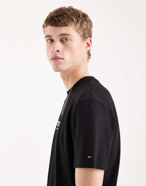 Tommy Jeans – Svart, avslappnad t-shirt med tryck baktill, 4 av 5