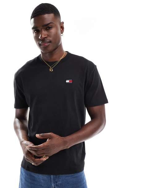 Tommy Jeans – Svart t-shirt i regular passform med påsydd logga - view 1