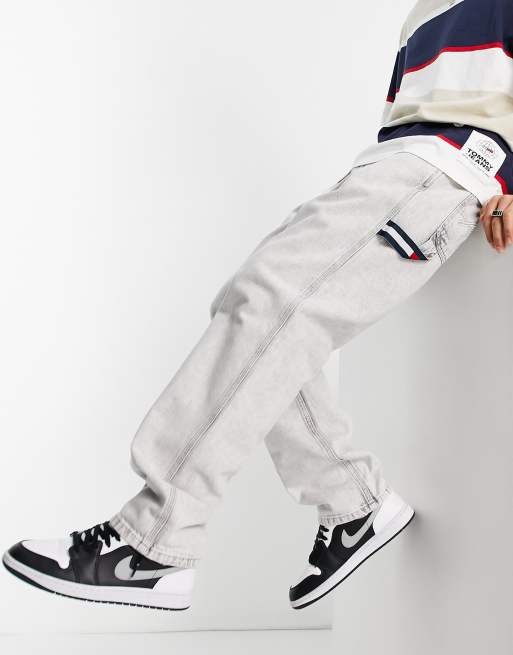 Tommy Jeans – Svarta, stentvättade skaterjeans i ledig passform