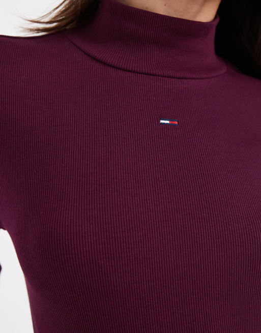 Tommy Jeans t-shirt à manches longues col montant avec logo drapeau en bordeaux, 3 de 4
