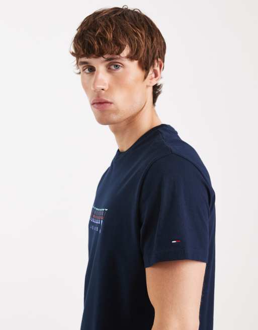 Tommy Jeans - T-shirt ajusté avec logo effet dégradé au centre - Bleu marine, 4 de 5