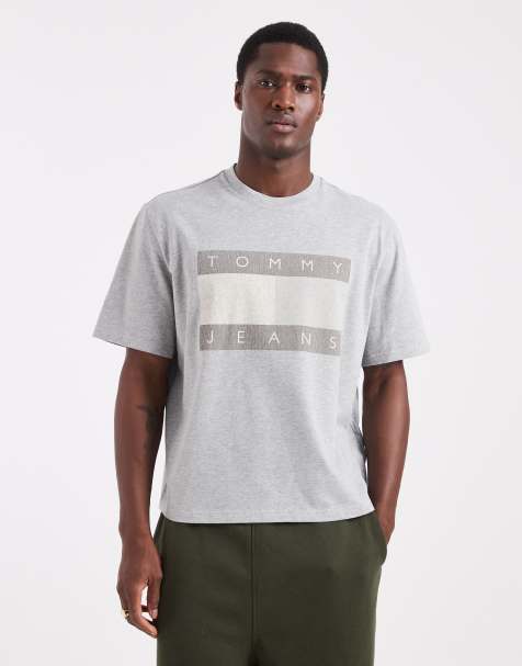 Tommy Jeans – T-Shirt in Grau mit Flag-Logo in verwaschenem 90er-Stil - view 1