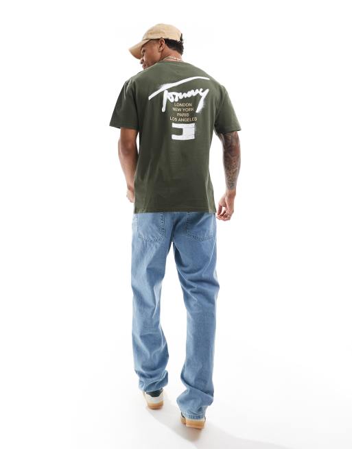 Tommy Jeans – T-Shirt in Khakigrün mit markantem Graffiti-Print auf der Rückseite, 4 von 4