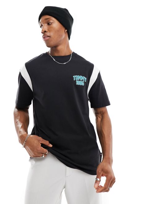 Tommy Jeans - T-shirt in rete vestibilità classica nera stile college