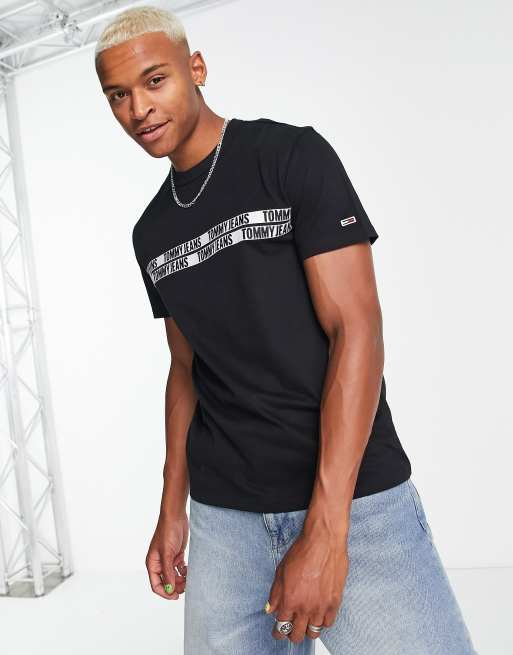 Tommy Jeans – T-Shirt in Schwarz mit Logo-Zierstreifen, 3 von 4