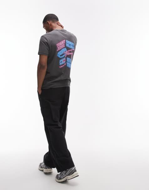 Tommy Jeans – T-Shirt in Schwarz mit Neon-Grafik - view 1