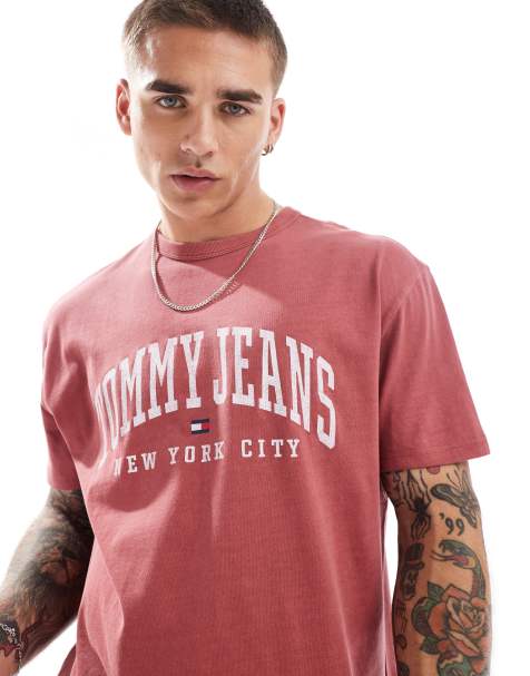 Tommy Jeans – T-Shirt in verwaschenem Rot mit College-Logo - view 1
