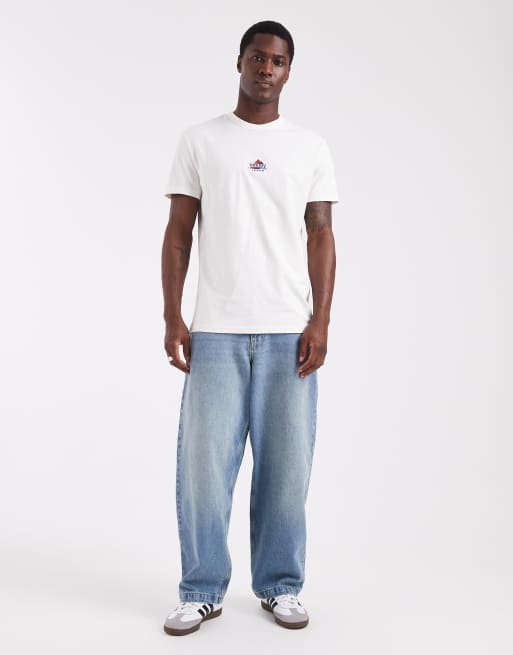 Tommy Jeans – T-Shirt in Weiß mit mittigem Berggipfel-Motiv und Logo , 2 von 5