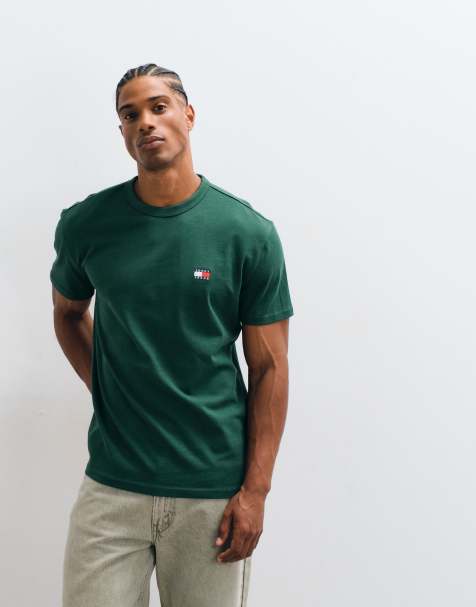 Tommy Jeans t-shirt med badge-logga i mörkgrön - view 1