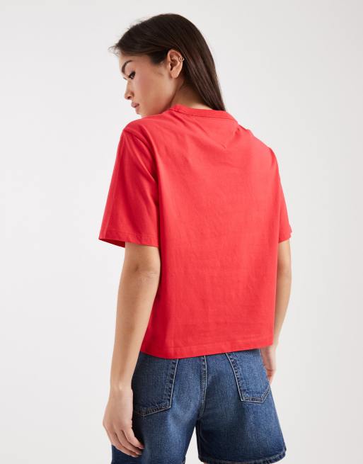 Tommy Jeans - T-shirt met badge en rechte pasvorm in rood, 2 van 4