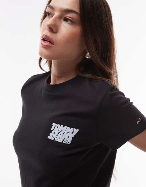 Tommy Jeans - T-shirt met bol logo in zwart - view 1