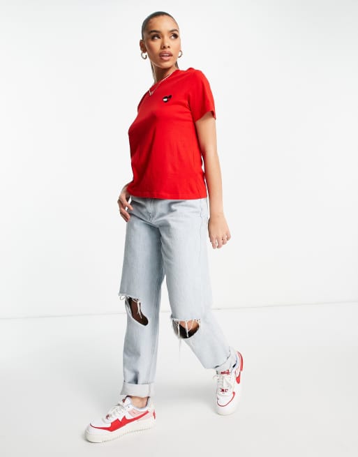 Tommy Jeans - T-shirt met hartvormig vlaglogo in rood, 4 van 4