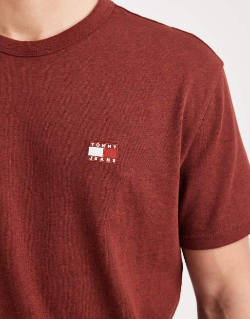 Tommy Jeans - T-shirt met logo-badge op de borst in rood, 5 van 5