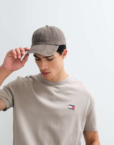 Tommy Jeans - T-shirt met logobadge in stone - view 1